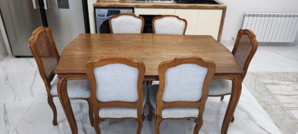 میز نهارخوری